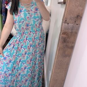 Ashley Nell Tipton for Boutique size 0X blue floral pleated maxi dress
